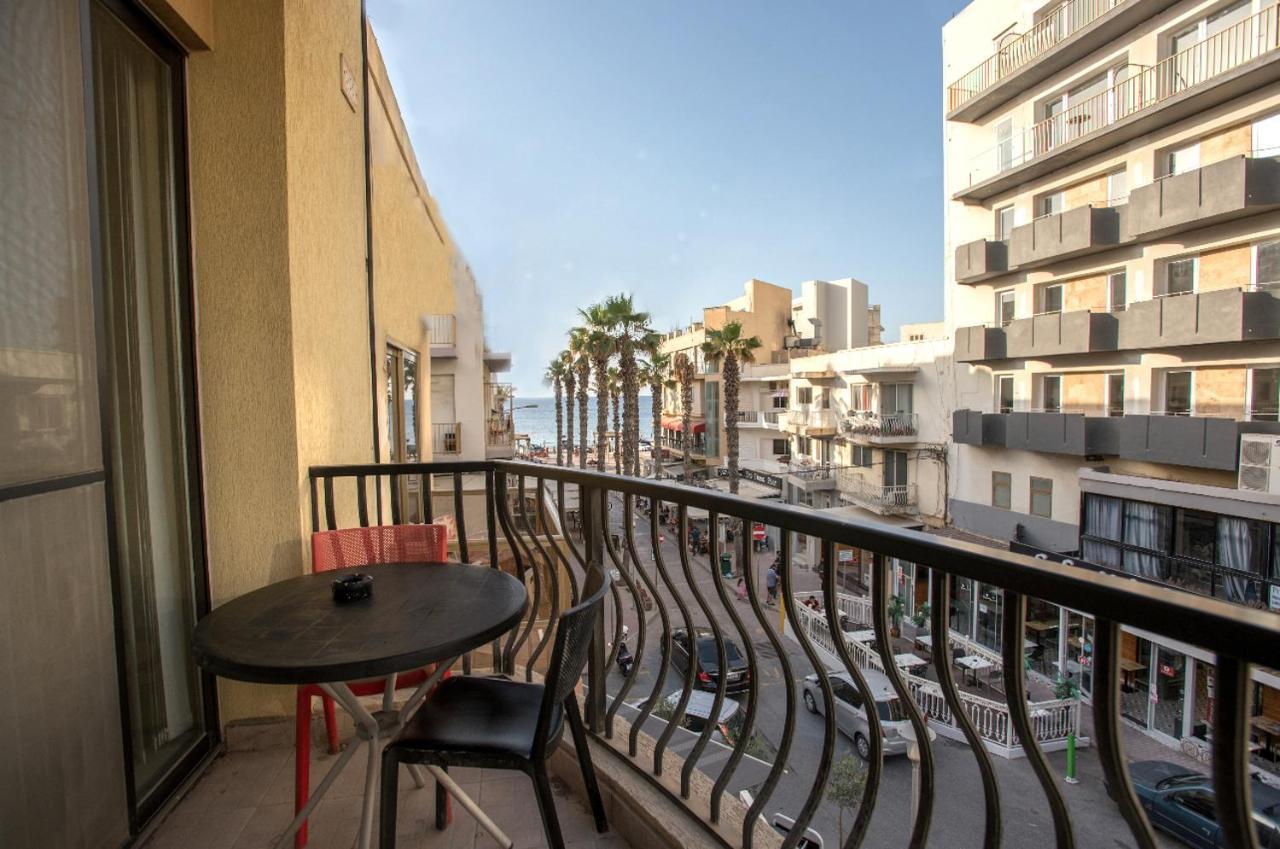 Bugibba Square Seaview 3 Bedroom Apartment セント・ポールズ・ベイ エクステリア 写真